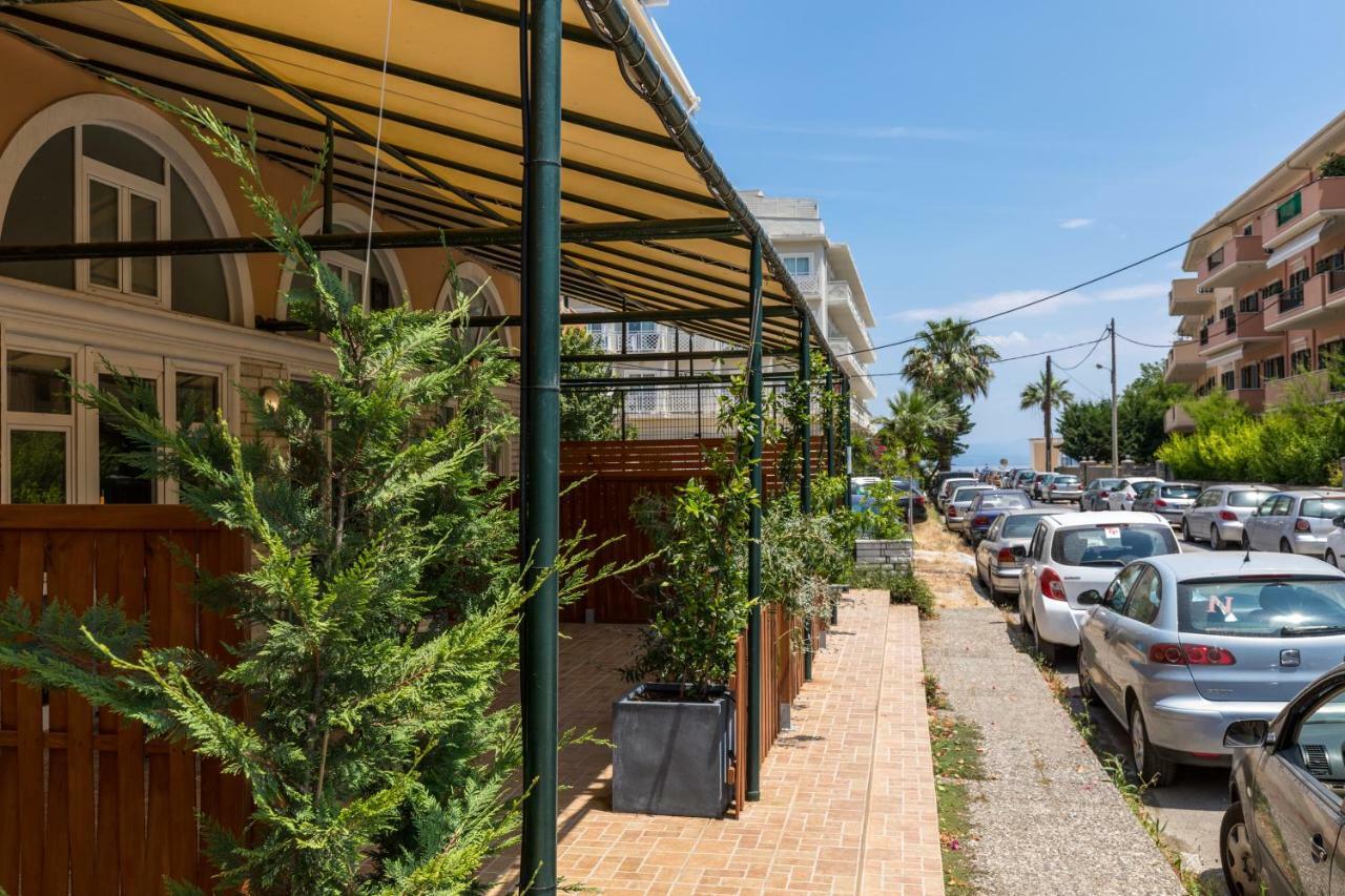 Mon-Repo Suites Corfu  Exteriör bild